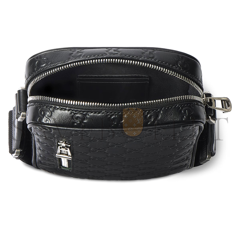 GUCCI GG EMBLEM SMALL CROSSBODY BAG 850238 (23*16*5cm) GUCCI GG EMBLEM SMALL CROSSBODY BAG 850238 (23*16*5cm)